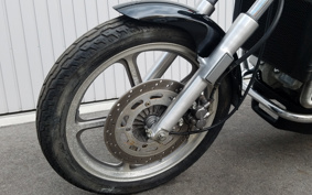 HONDA V45 MAGNA 1988 RC28