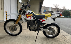 SUZUKI DR250 R SJ45A