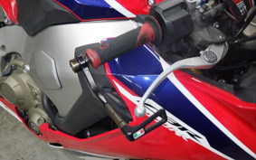 HONDA CBR1000RR GEN 3 SPECIAL 2017 SC77