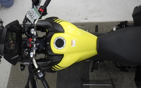 SUZUKI Vｽﾄﾛｰﾑ650XTA 2018 C733A