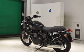 TRIUMPH BONNEVILLE T100 2013