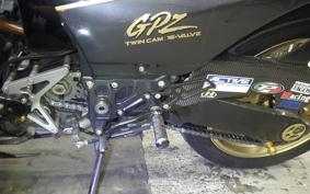 KAWASAKI GPZ900R NINJA 1999 ZX900A