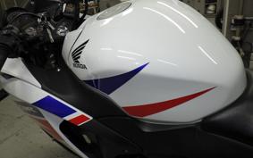 HONDA CBR125R