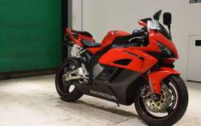 HONDA CBR1000RR 2005 SC57
