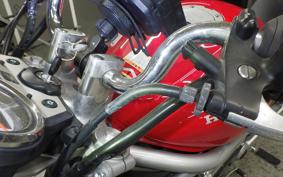 HONDA VTR 250 Gen. 2 MC33