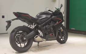 HONDA CBR650R E-Clutch 2024 RH17
