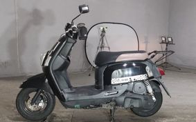 YAMAHA CUXI 100 C1DW