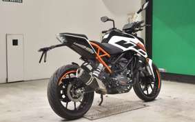 KTM 125 DUKE 2023