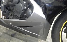 TRIUMPH DAYTONA 675 2015