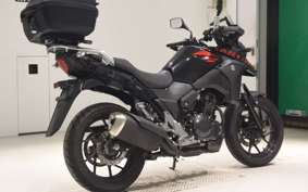 SUZUKI Vｽﾄﾛｰﾑ250A 2007