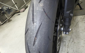 HONDA CBR650R E-Clutch 2025