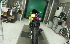 SUZUKI GSX-R750 2012