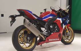 HONDA CBR1000RR RSP 2024 SC82