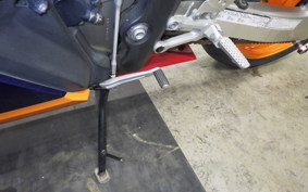 HONDA CBR1000RR 2004 SC57