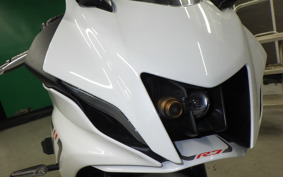 YAMAHA YZF-R7 2023 RM39J