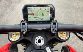 DUCATI STREET FIGHTER V2S 2025 3000