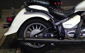 SUZUKI  INTRUDER  CLASSIC 400 YELLOW YA -STROKE W 2016 VK54A