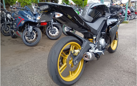 YAMAHA YZF-R125 RE06