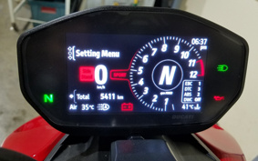 DUCATI STREETFIGHTER V2 2022 3F00