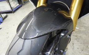 TRIUMPH DAYTONA 675 R 2015