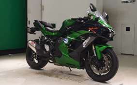 KAWASAKI NINJA H2 SX SE 2018 ZXT02A