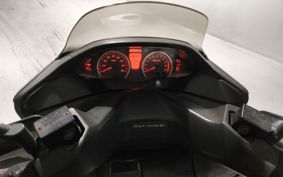 SUZUKI SKYWAVE 250 CJ44A