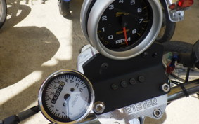HARLEY XLH883