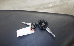 HONDA ｸﾛｽｶﾌﾞ110-3 JA60