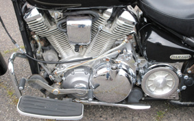 YAMAHA  ROADSTER 1600 TRIKE  2000 VP02