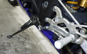 YAMAHA YZF-R1 2005