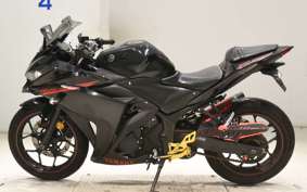 YAMAHA YZF-R25 A 2022 RG10J