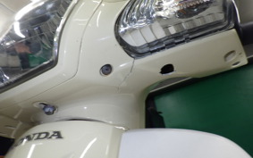 HONDA C110 SUPER CUB JA10