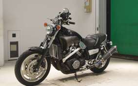 YAMAHA VMAX 2004