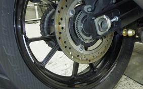 SUZUKI Vｽﾄﾛｰﾑ1000A 2015 VU51A