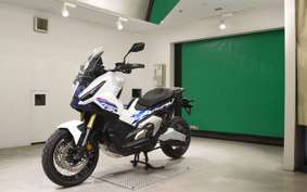 HONDA X-ADV 750 2026 RH21