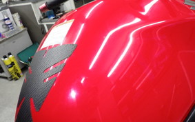 SUZUKI GSR600 2007