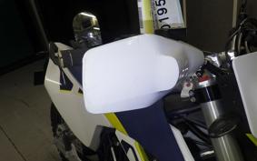 HUSQVARNA 701ED 2023