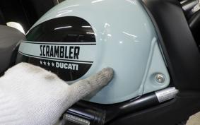 DUCATI SCRAMBLER SIXTY2 2021