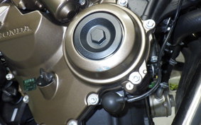 HONDA CB650R E-Clutch 2024 RH17