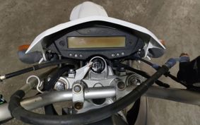 KAWASAKI KLX125 LX125C