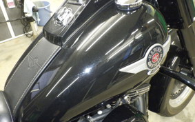 HARLEY FLSTFBS1800 2015