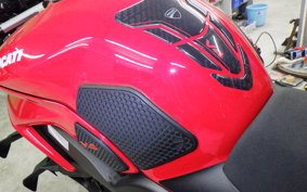 DUCATI STREETFIGHTER V4 S 2021