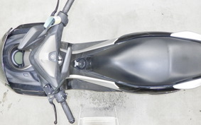 YAMAHA N-MAX SE86J