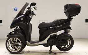 YAMAHA TRICITY 125 SE82J