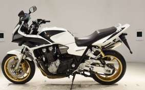 HONDA CB1300SF SUPER BOLDOR 2009 SC54