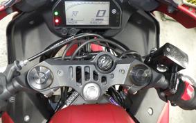 YAMAHA YZF-R25 2017 RG43J