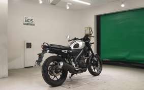 YAMAHA XSR155 2019