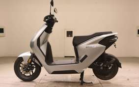 HONDA EM1E: 2015 EF16