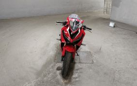 HONDA CBR650R RH03