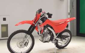 HONDA CRF125F JE03